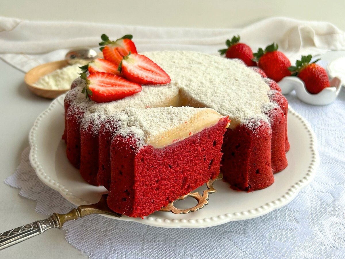 Bolo piscina red velvet
