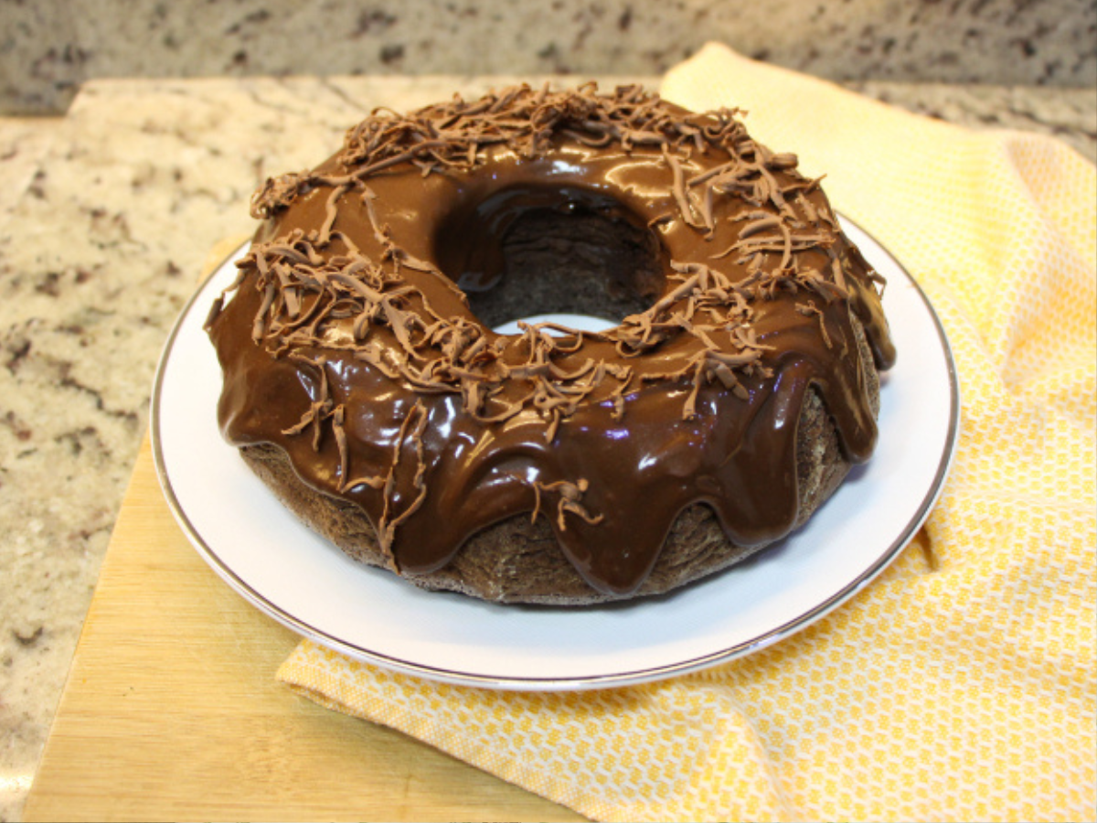 Bolo preto de liquidificador