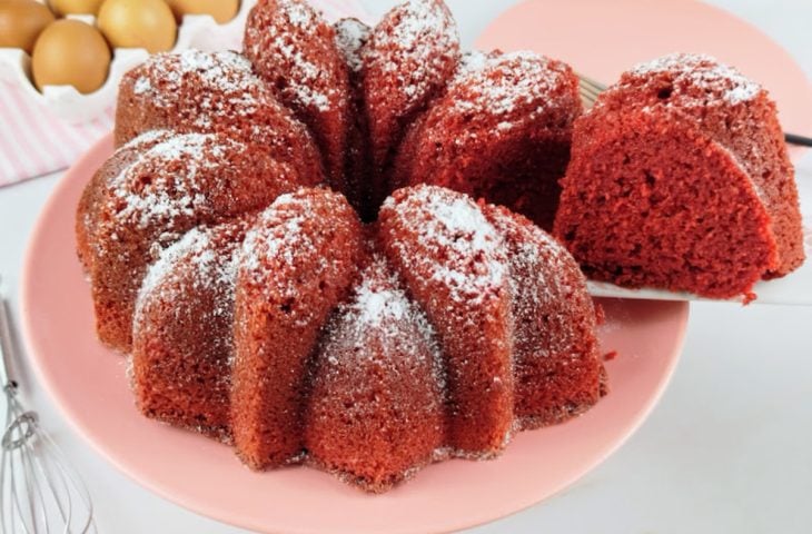Bolo red velvet rápido e fácil