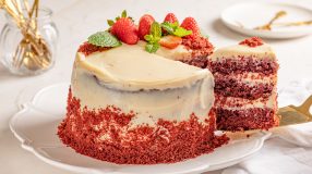 Bolo red velvet na airfryer