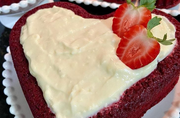 Bolo red velvet sem glúten