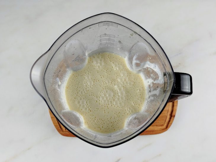 Massa de bolo salgado no liquidificador.