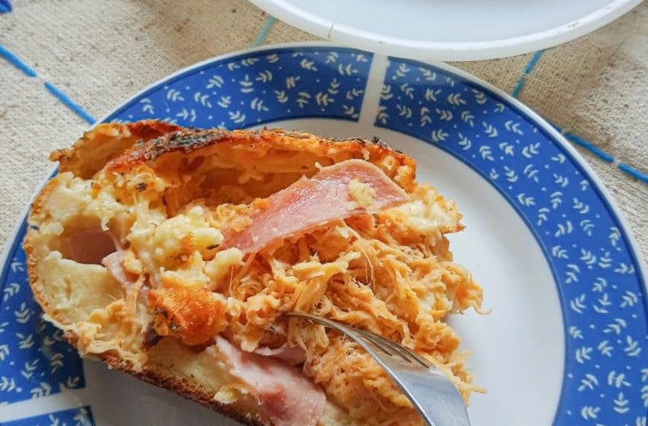Bolo salgado de frango