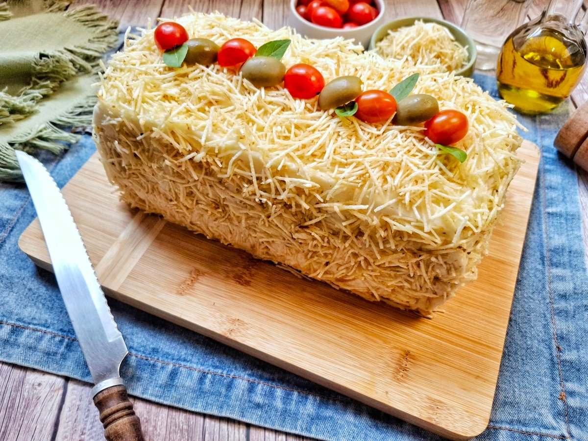 Bolo salgado de pão de forma