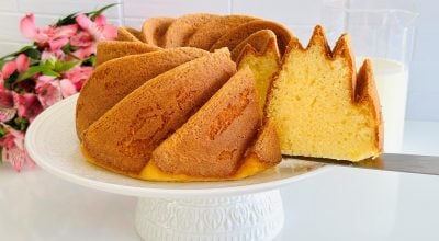 Bolo simples fofinho de liquidificador