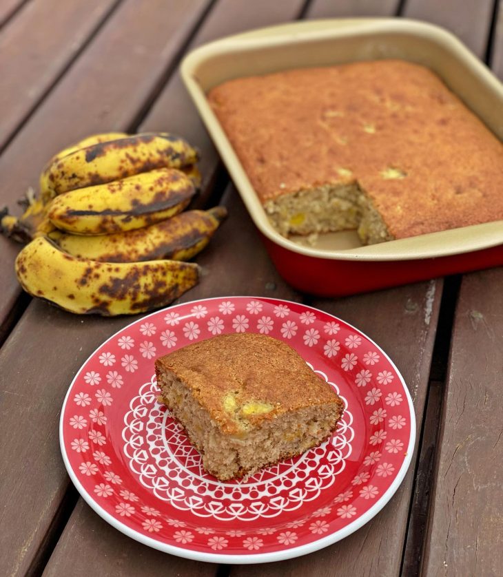 Bolo superfácil de banana