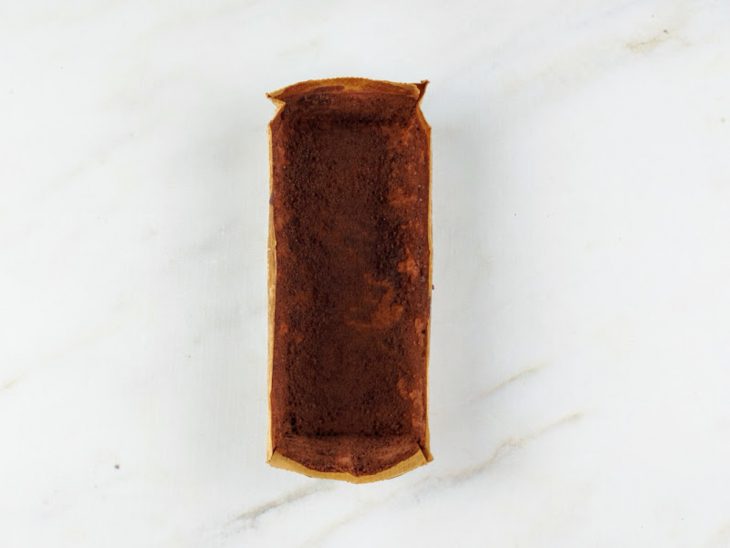 Embalagem base do bolo.