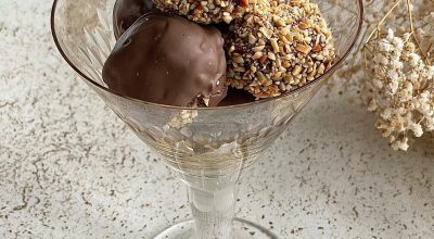 Bombom de coco com castanha