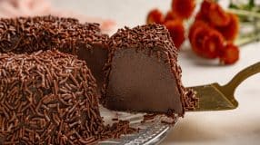 Brigadeirão de chocolate