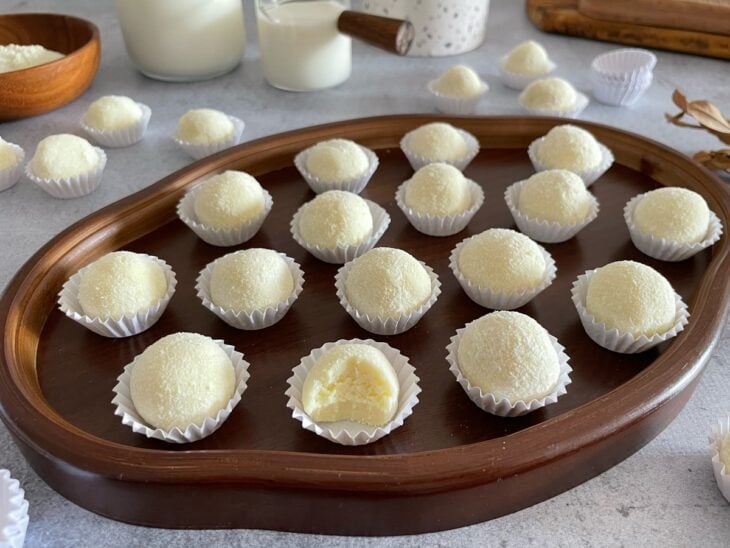 Brigadeiro de leite Ninho sem fogo servido.
