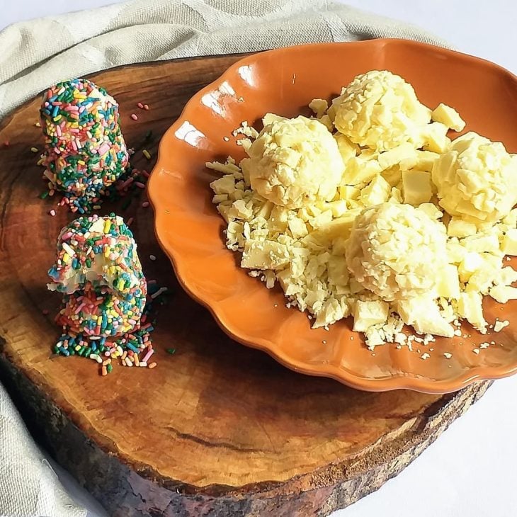 Brigadeiro de limão-cravo