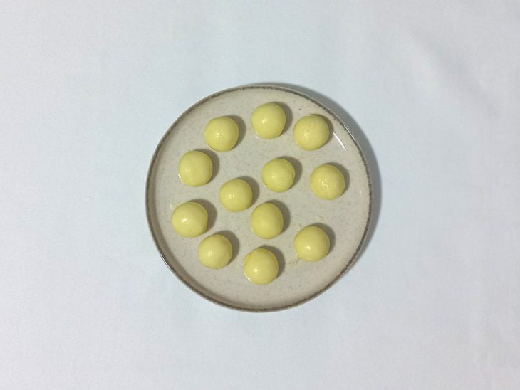 Bolinhas modeladas.