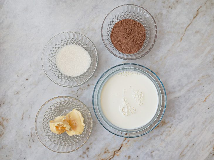 Ingredientes para a receita reunidos.