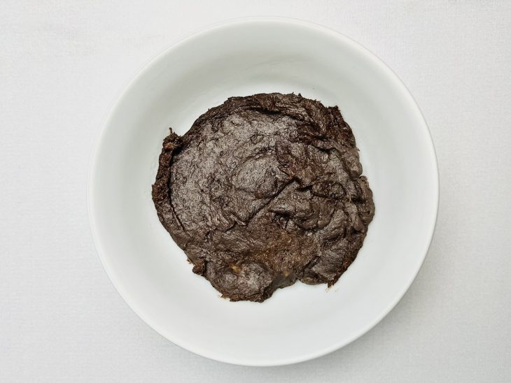 brigadeiro de banana sem leite condensado esfriando.