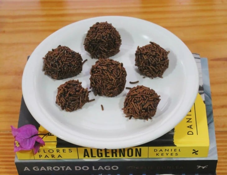 Brigadeiro vegano de festa