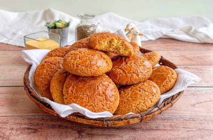 Broa de fubá tradicional