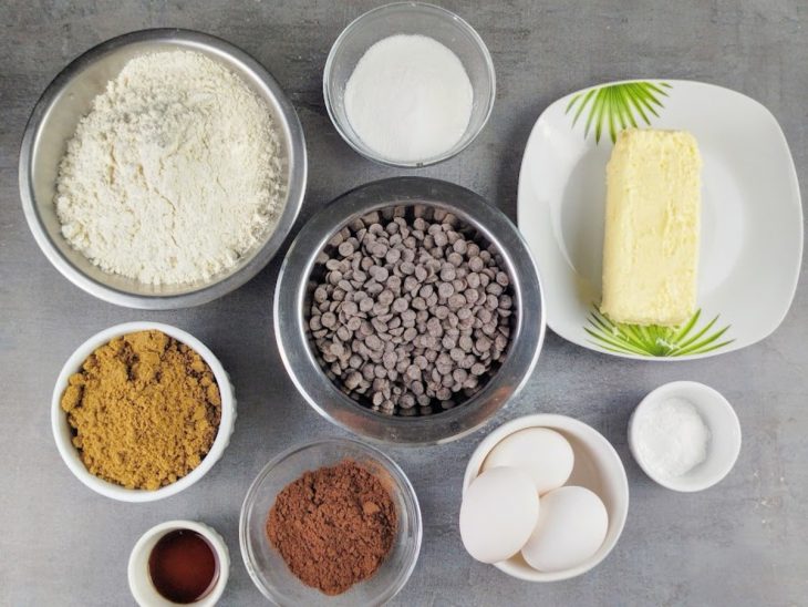 Ingredientes separados para o preparo da receita.