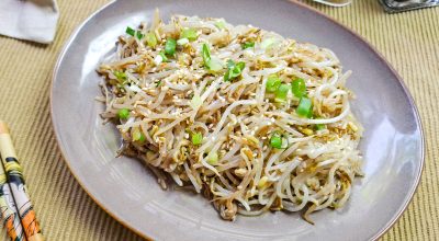 Broto de feijão refogado