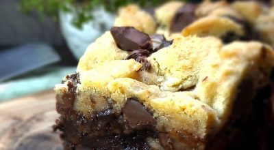 Brownie com cookies