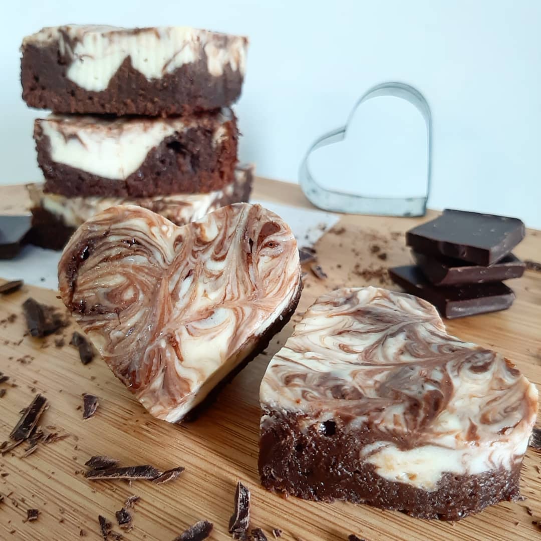 Brownie com cream cheese