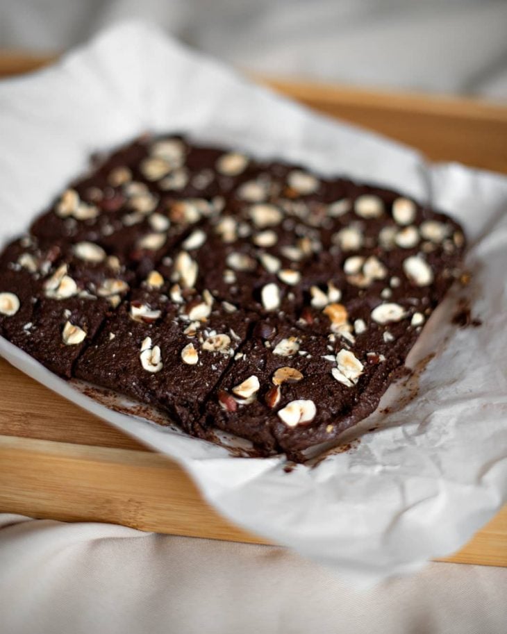 Brownie de cacau e avelãs