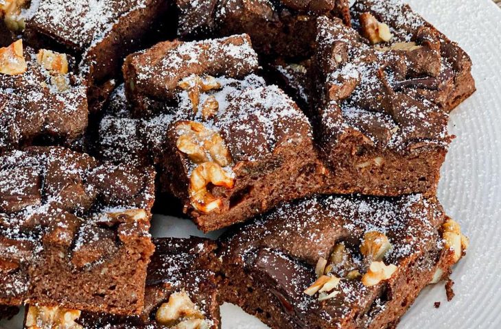 Brownie proteico de batata doce