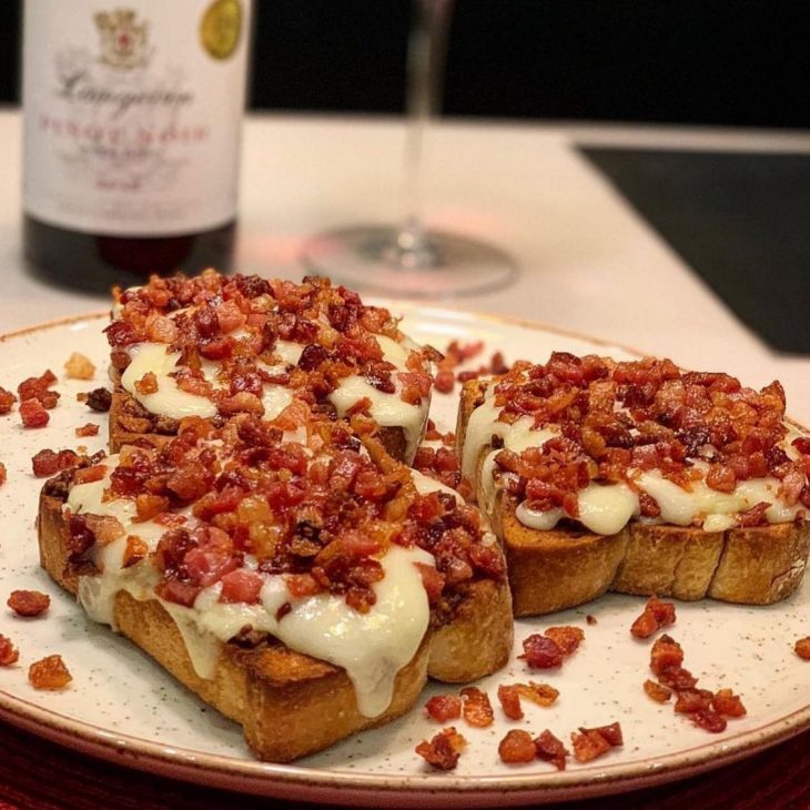 Bruschetta de bacon