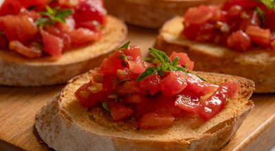 Bruschetta de tomate