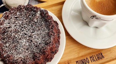 Bundt cake de chocolate e laranja