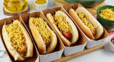 Cachorro-quente com molho cremoso