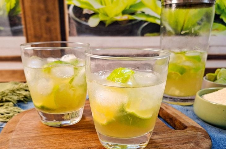 Caipirinha de limão