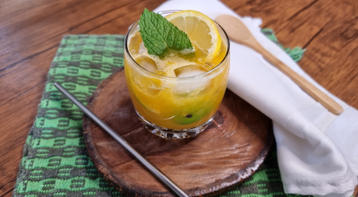 Caipirinha de limão com maracujá