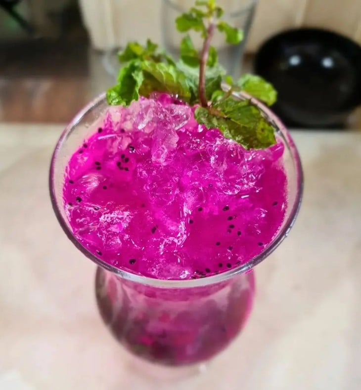 Caipirinha de pitaya