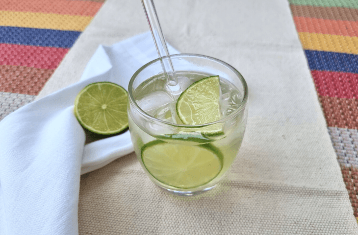 Caipirinha sem álcool