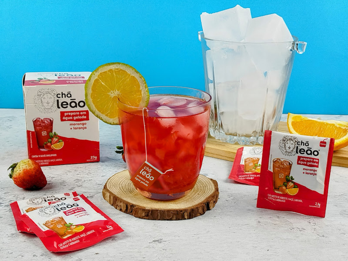 Caipiroska de Morango e Laranja