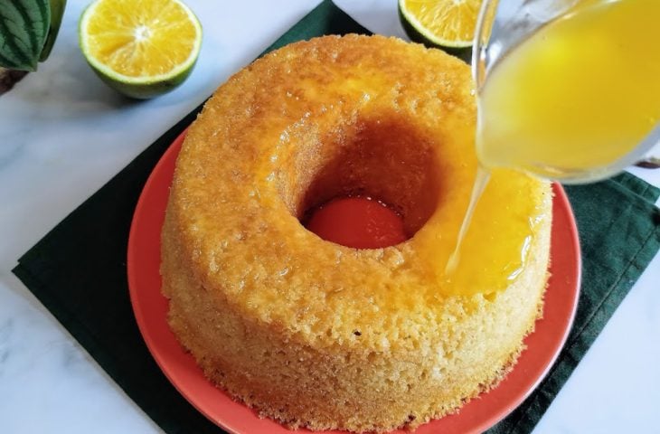 Calda de laranja para bolo