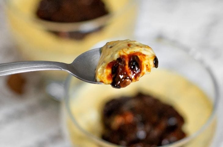 Calda de maracujá e canela