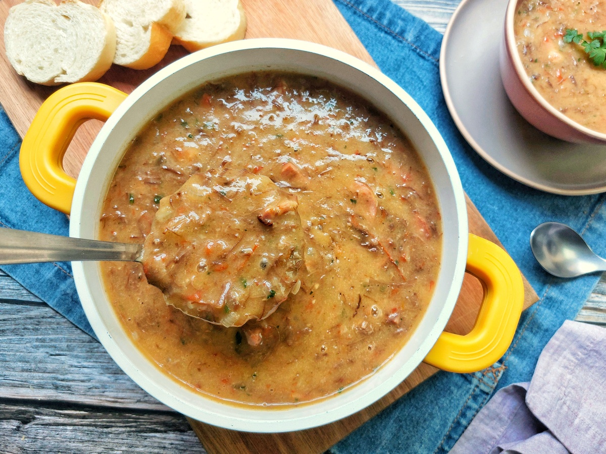 Caldo de aipim com calabresa