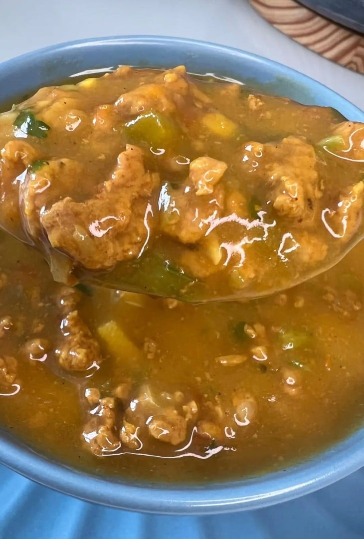 Caldo de carne moída