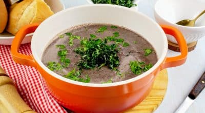 Caldo de feijão simples