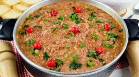 Caldo de inhame com carne-seca