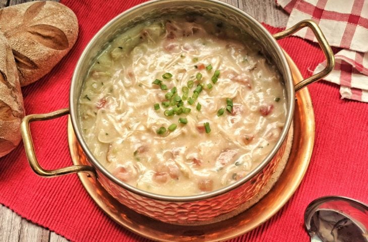 Caldo de pinto com batata