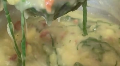 Caldo verde com calabresa e bacon