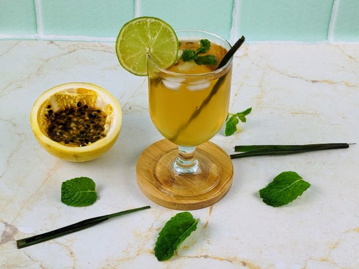 Calmaria tropical pronto para servir.