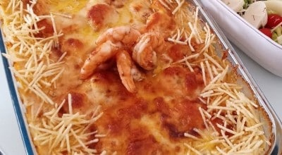 Camarão gratinado no catupiry