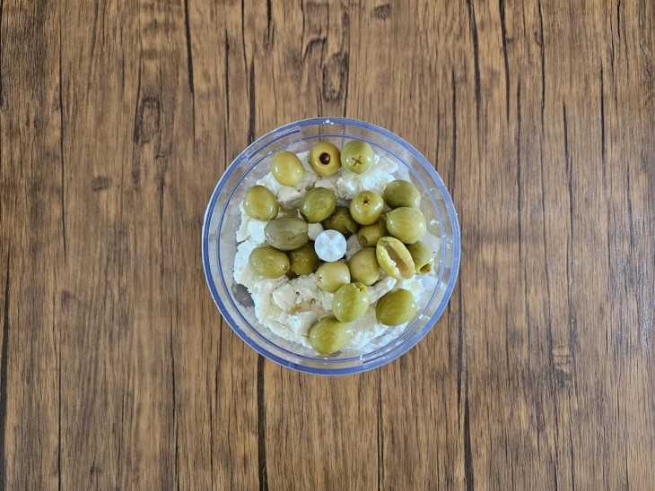 Canapés de ricota com azeitona - Passo a Passo