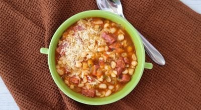 Canjica salgada com calabresa