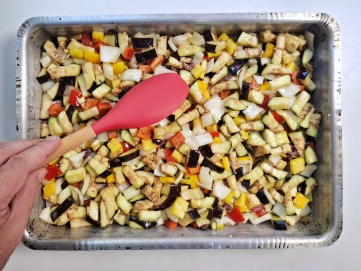Ingredientes adicionados na forma.