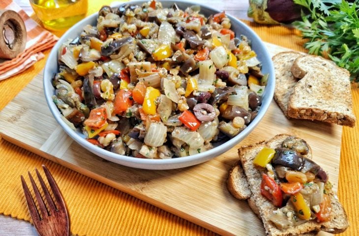 Caponata de berinjela ao forno