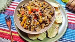 Caponata de berinjela na panela